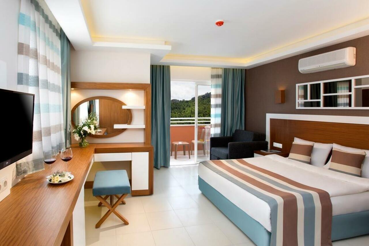 Lavia Hotels Кемер Екстериор снимка
