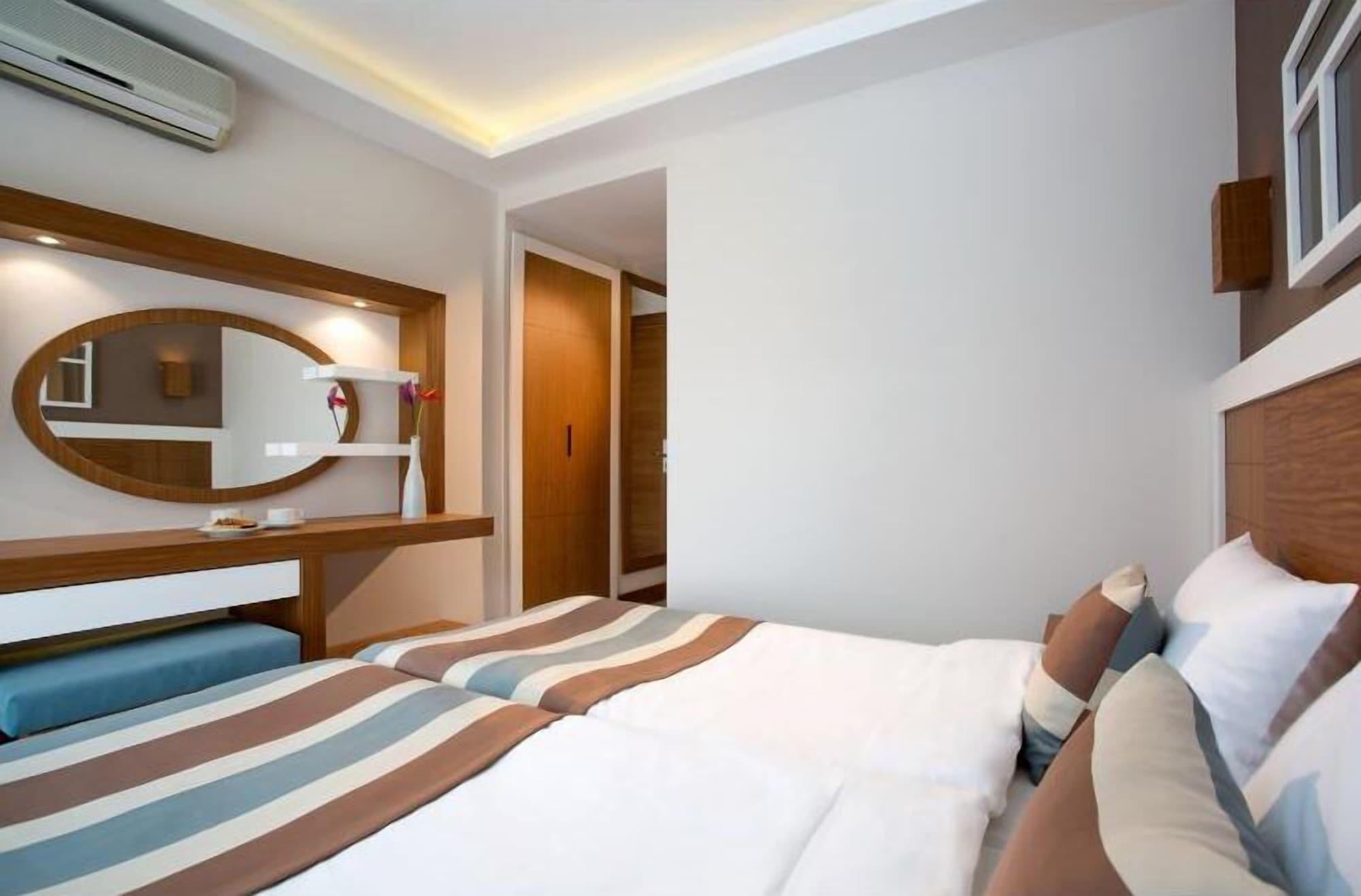 Lavia Hotels Кемер Екстериор снимка